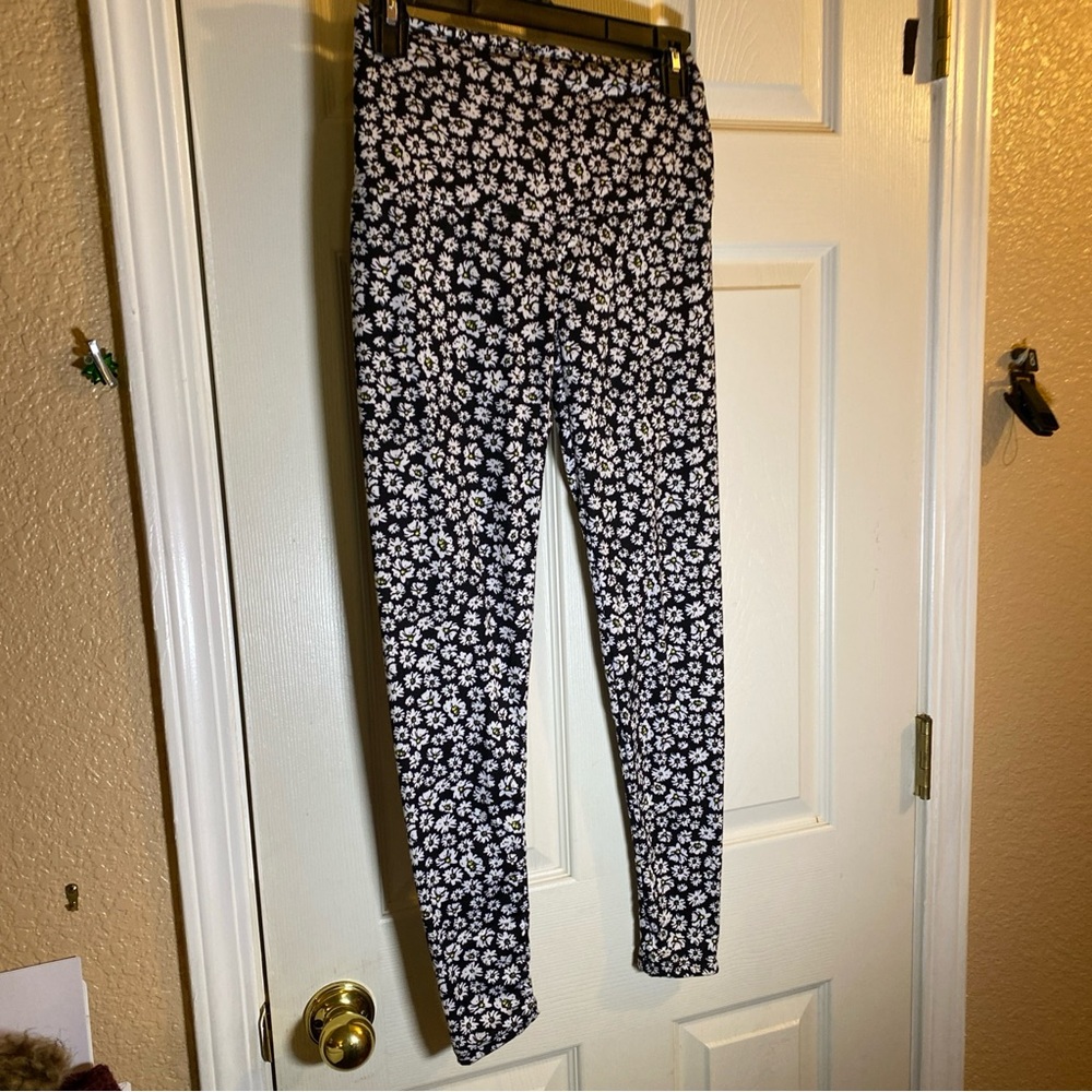 Eye Candy Women Small Pants Yoga Flex Floral Comfort Relax Casual Activewear Fit